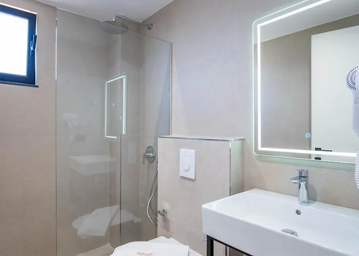 Hotel Alpaso Sarandë