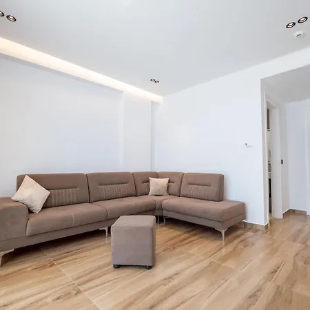 Alpaso Hotel Sarande
