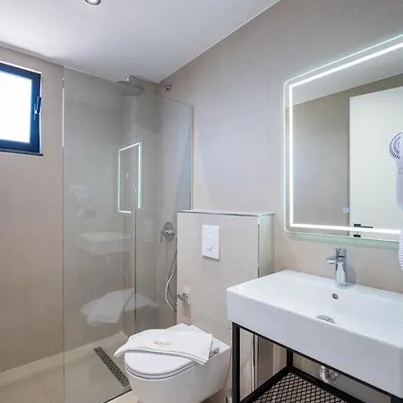 Hotel Alpaso Sarande