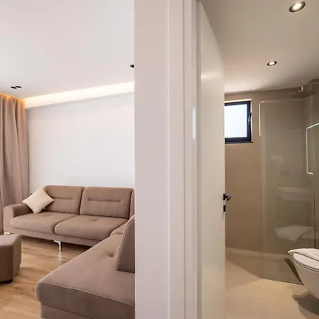 Alpaso Hotel
