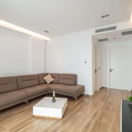Alpaso Hotel